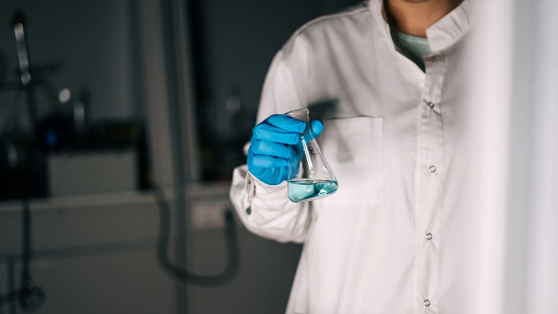 2025年广州生物科技护肤品研发趋势与成分创新方向正文配图 1