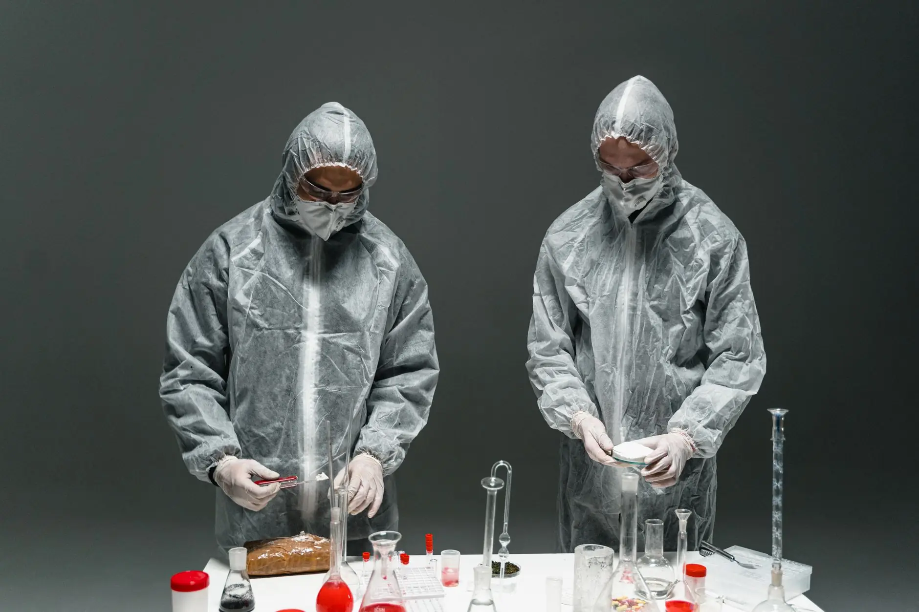 广州生物科技企业对比：煜隆护肤品代工与日化产品生产方案如何选择正文配图 1