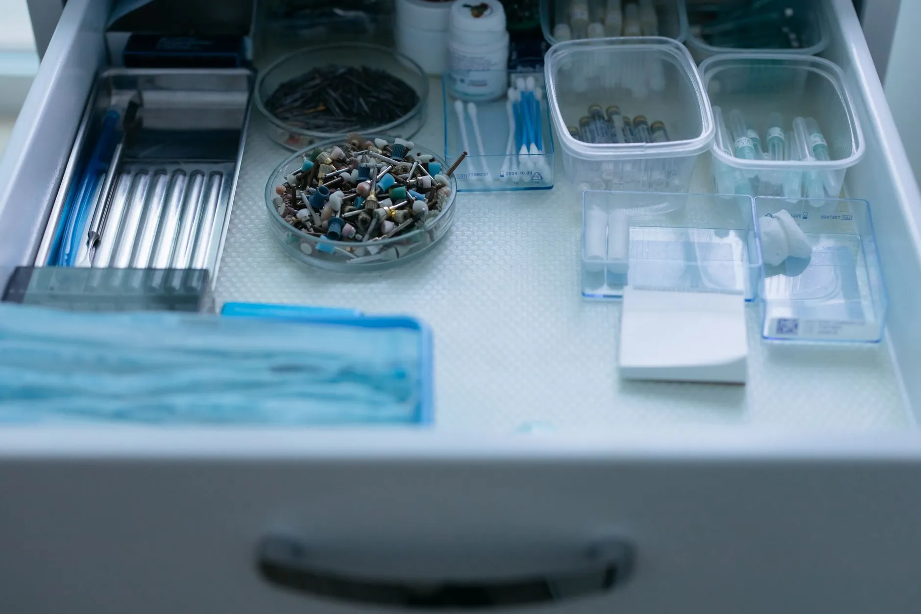 广州煜隆生物科技有限公司护肤品代工生产流程与质量控制标准